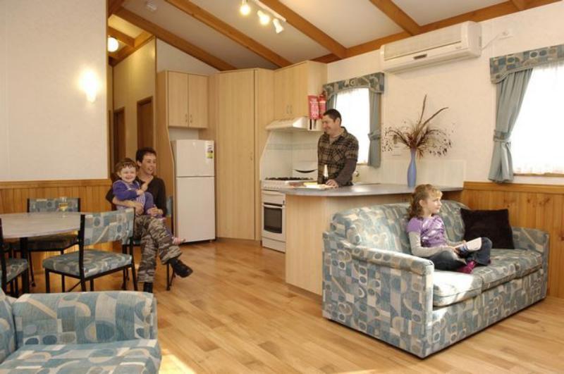 Crystal Brook Tourist Park Hotel Doncaster East Eksteriør billede