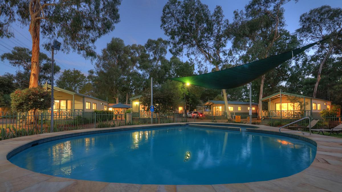 Crystal Brook Tourist Park Hotel Doncaster East Eksteriør billede