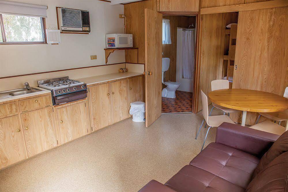Crystal Brook Tourist Park Hotel Doncaster East Eksteriør billede
